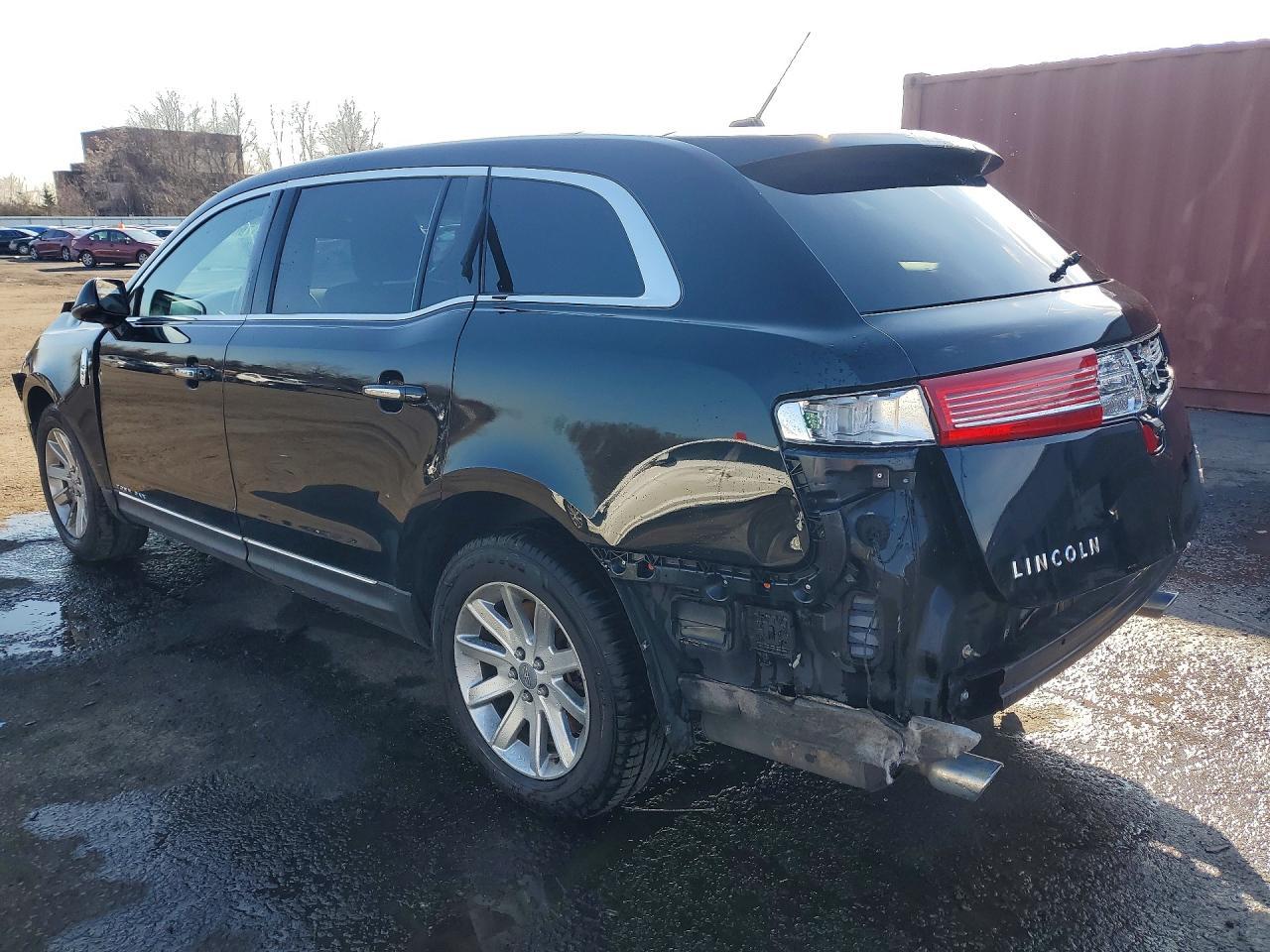 2018 LINCOLN MKT