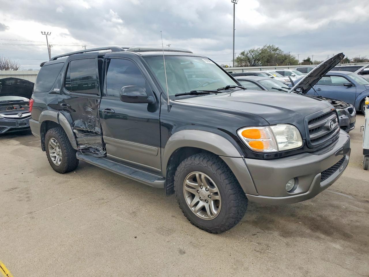 2003 TOYOTA Sequoia