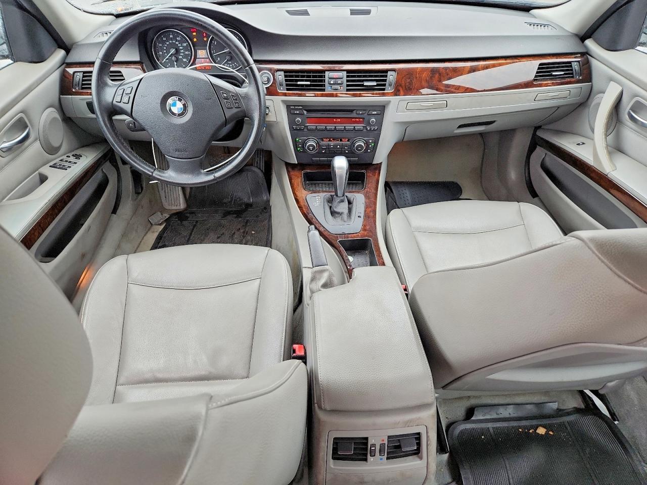 2011 BMW 3 SERIES