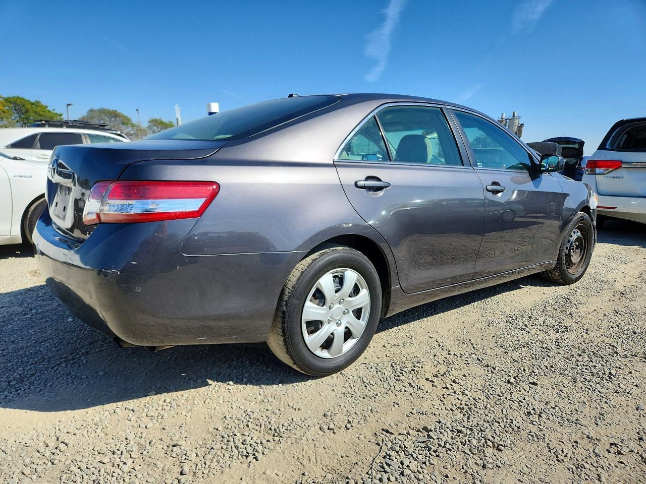 2011 TOYOTA CAMRY