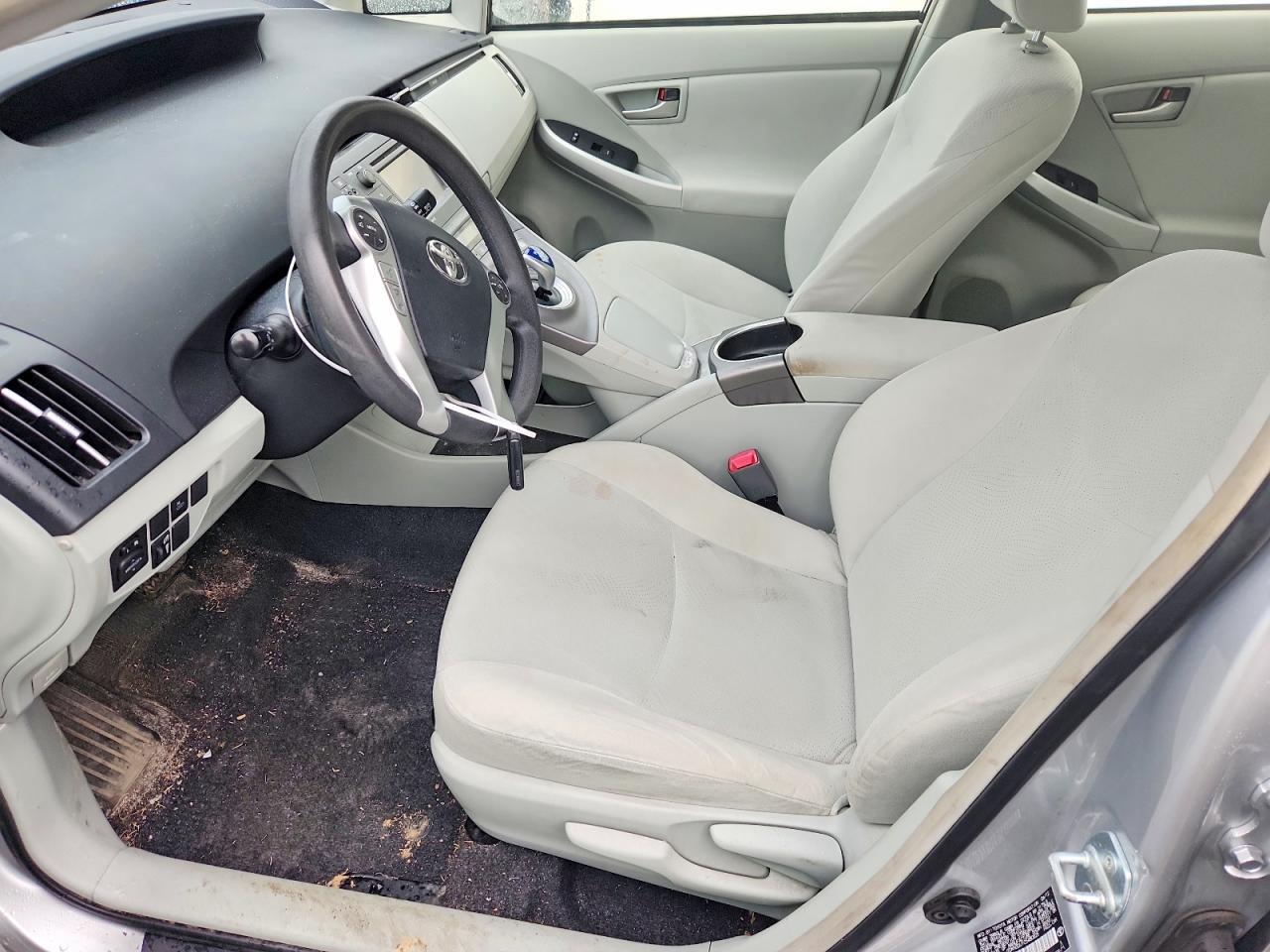 2012 TOYOTA PRIUS