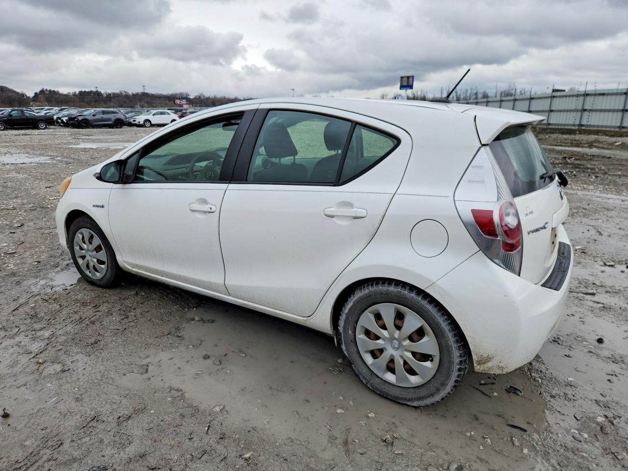 2012 TOYOTA Prius c