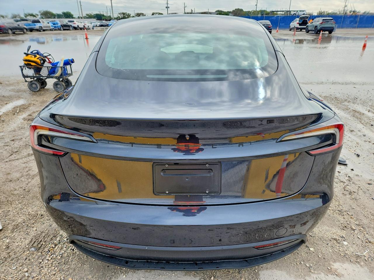 2026 TESLA MODEL 3