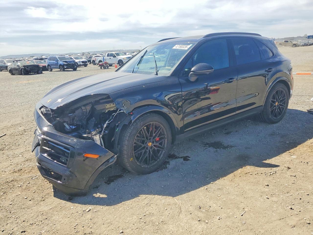 2024 PORSCHE CAYENNE