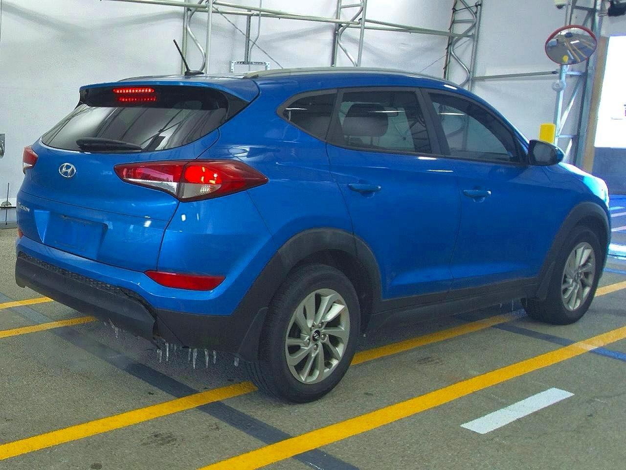 2016 HYUNDAI TUCSON