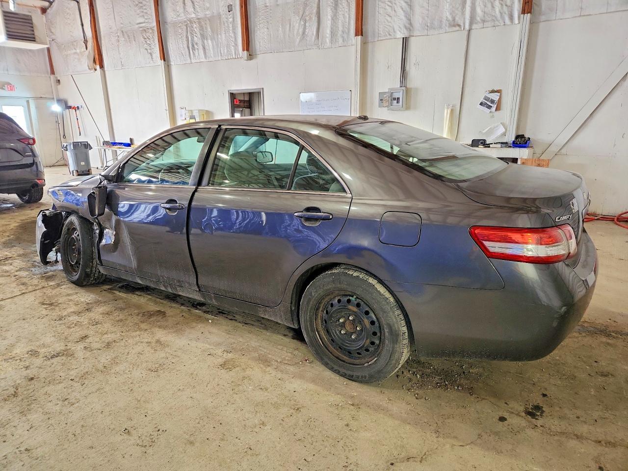 2010 TOYOTA CAMRY