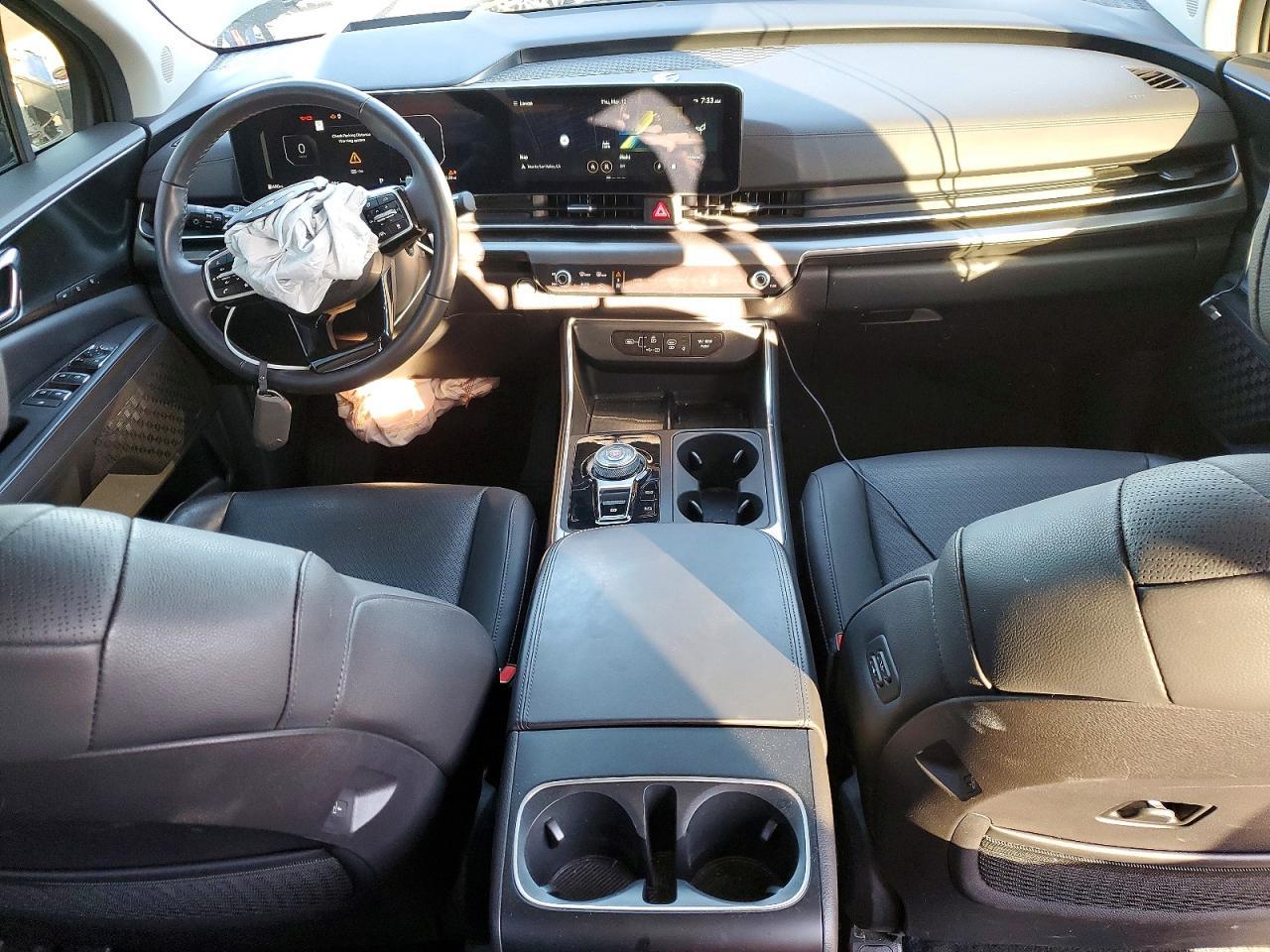 2025 KIA Carnival