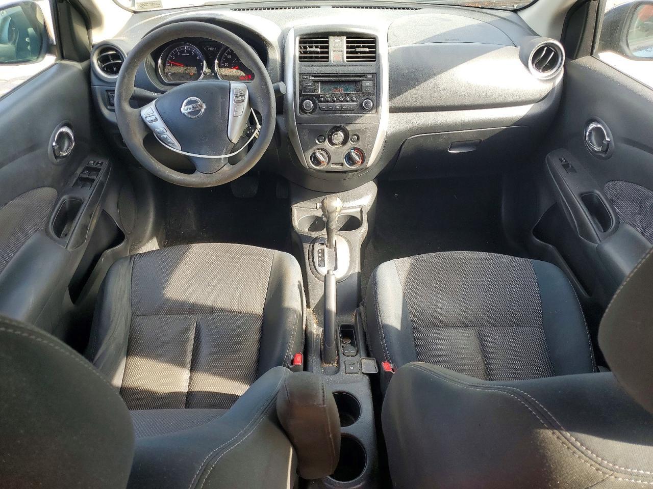 2016 NISSAN VERSA
