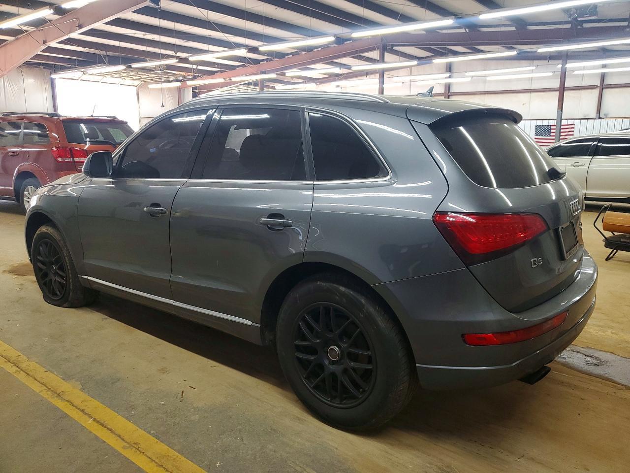 2013 AUDI Q5