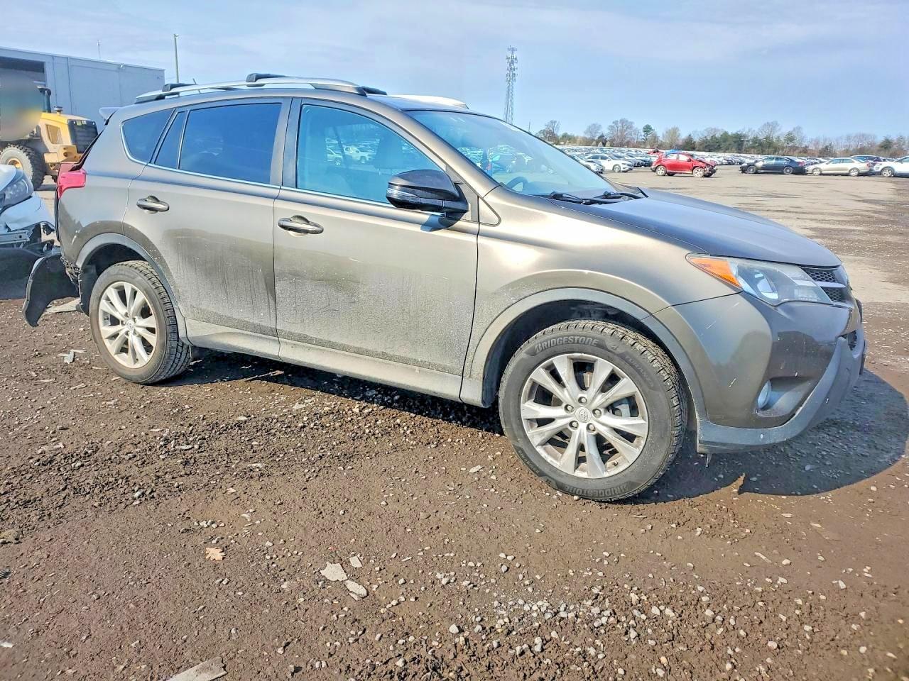 2015 TOYOTA RAV4