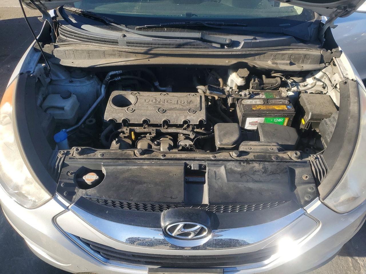 2011 HYUNDAI TUCSON