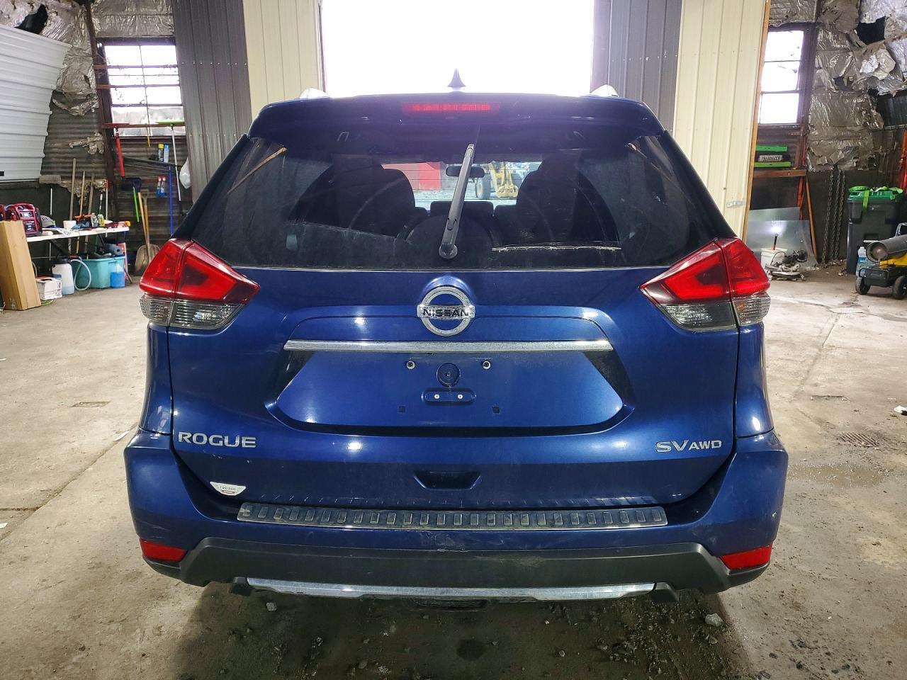 2017 NISSAN ROGUE