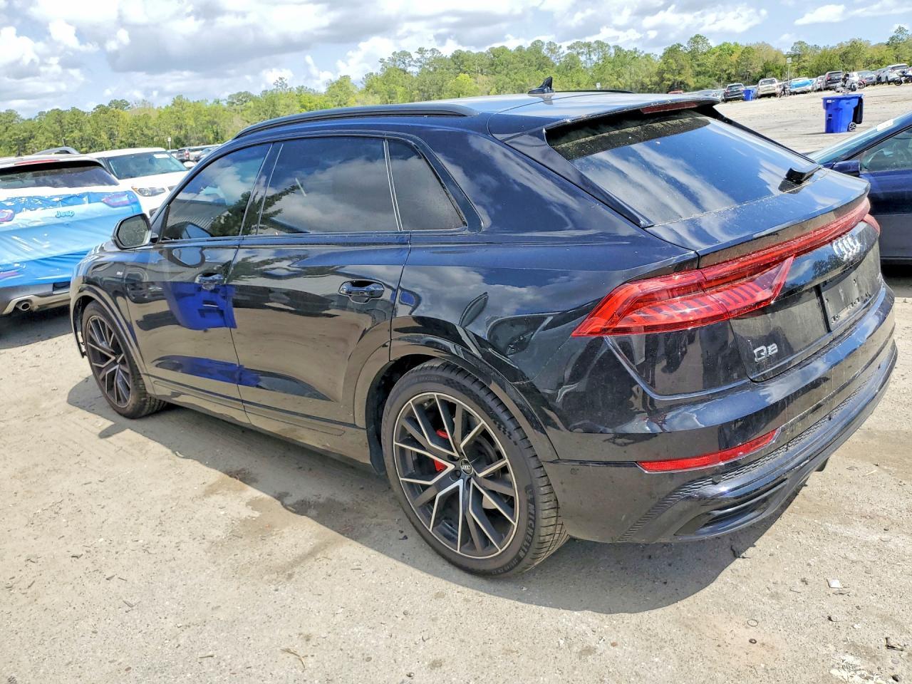 2020 AUDI Q8