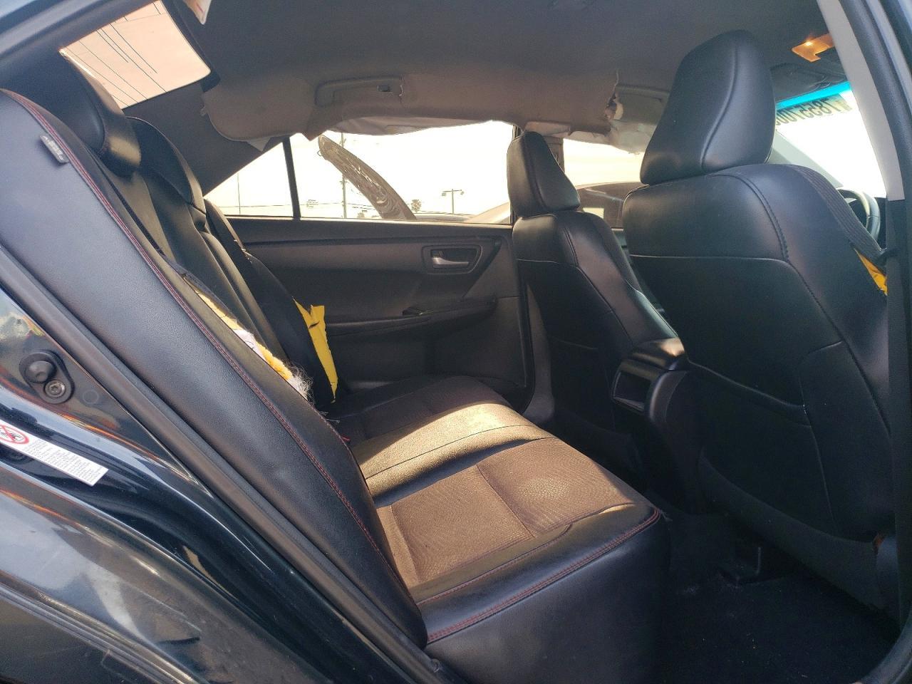 2017 TOYOTA CAMRY