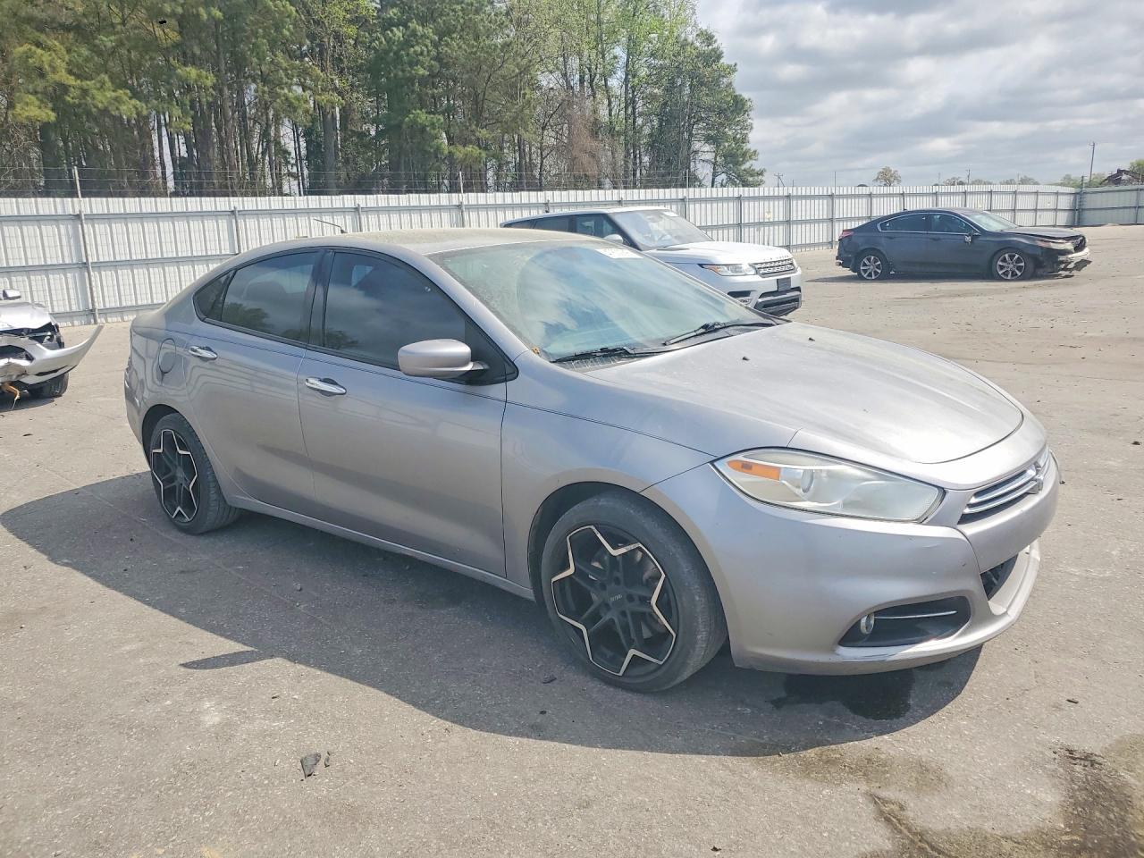 2016 DODGE Dart
