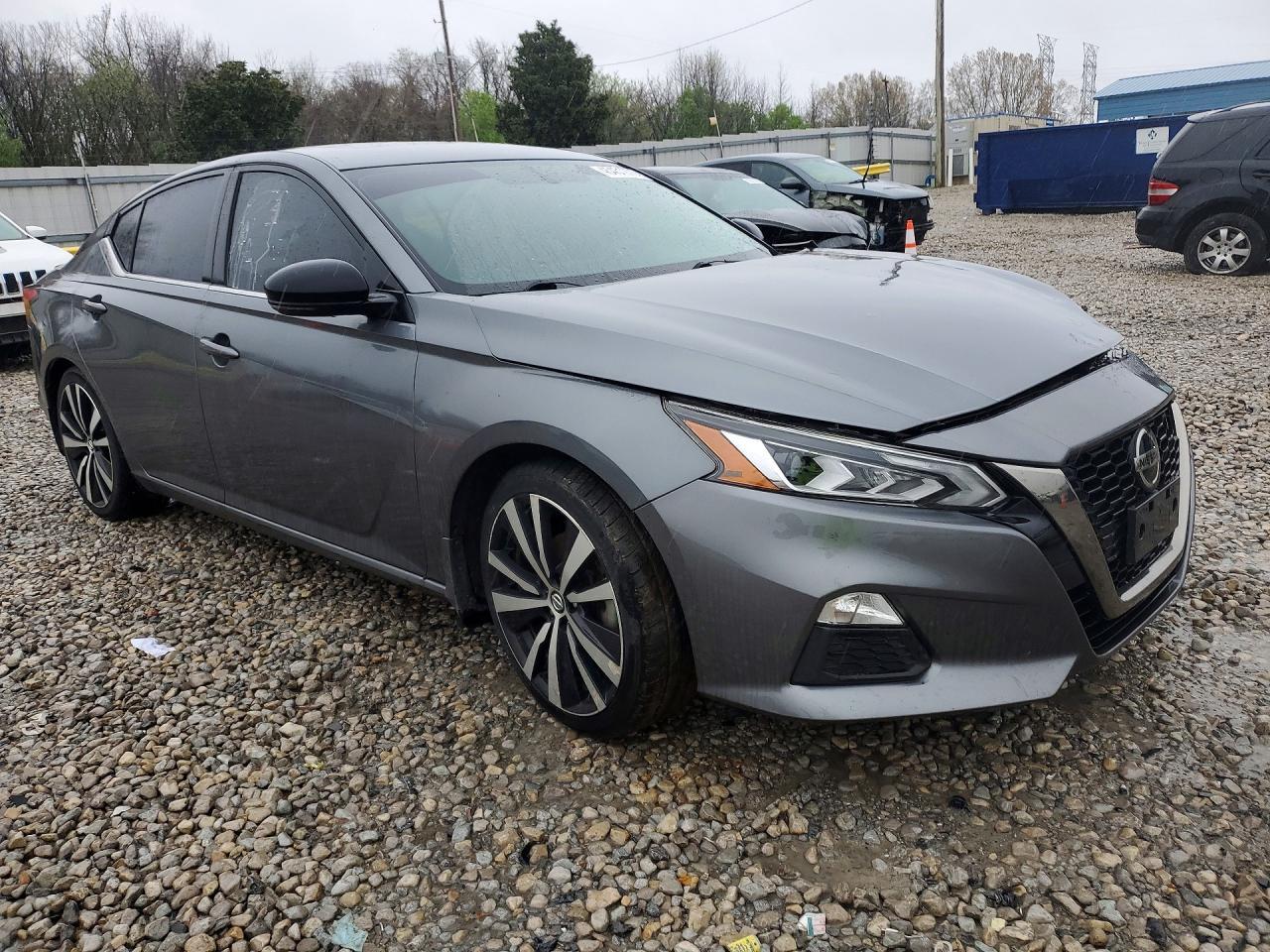 2019 NISSAN ALTIMA