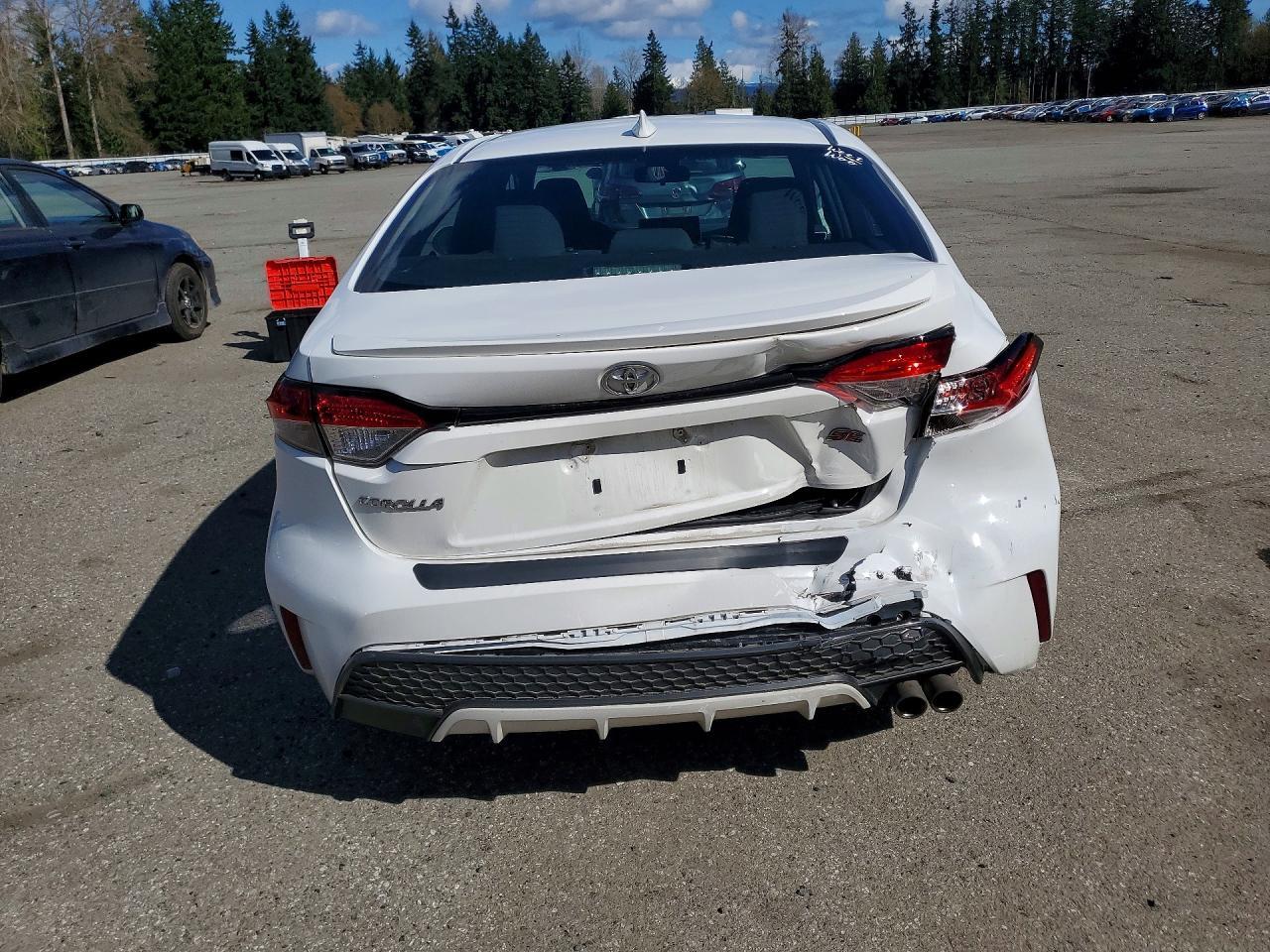 2021 TOYOTA COROLLA