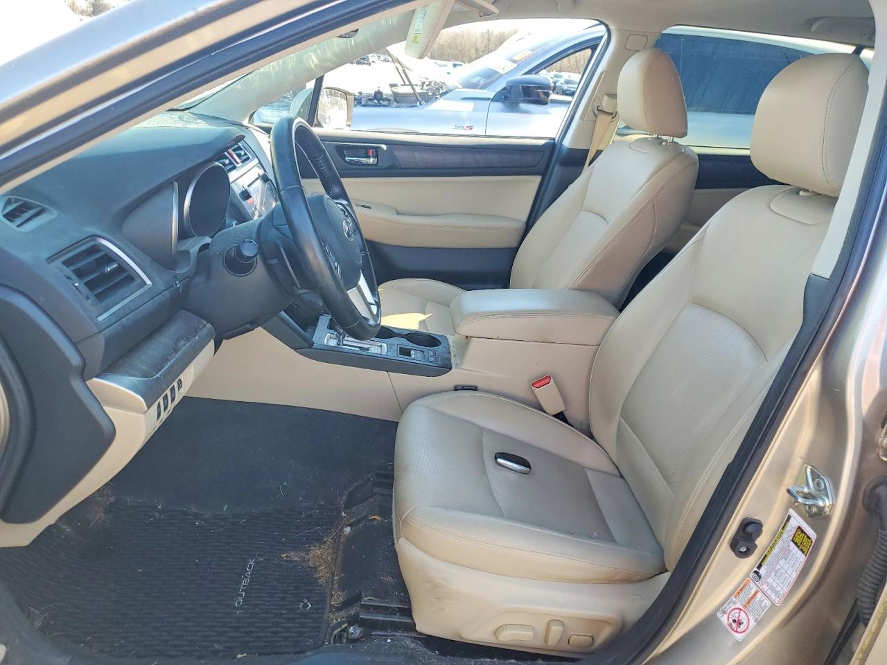 2015 SUBARU Outback