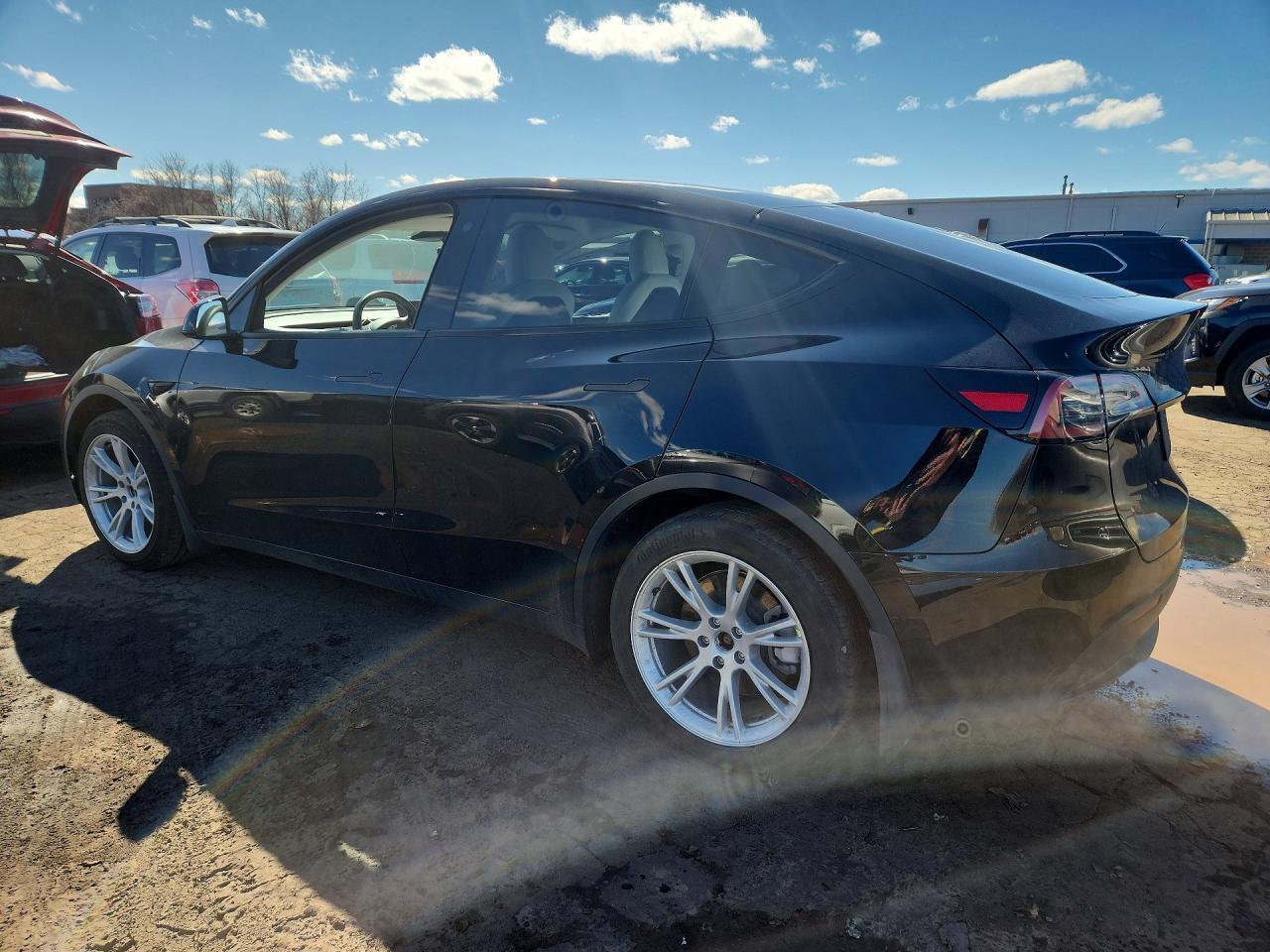 2022 TESLA MODEL Y