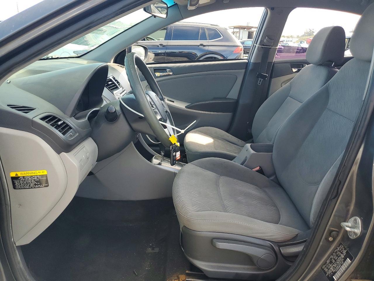2012 HYUNDAI ACCENT