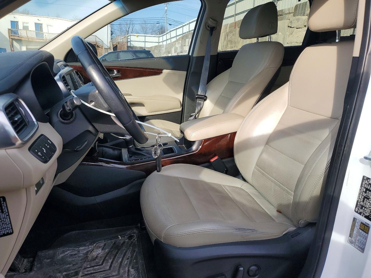 2017 KIA SORENTO