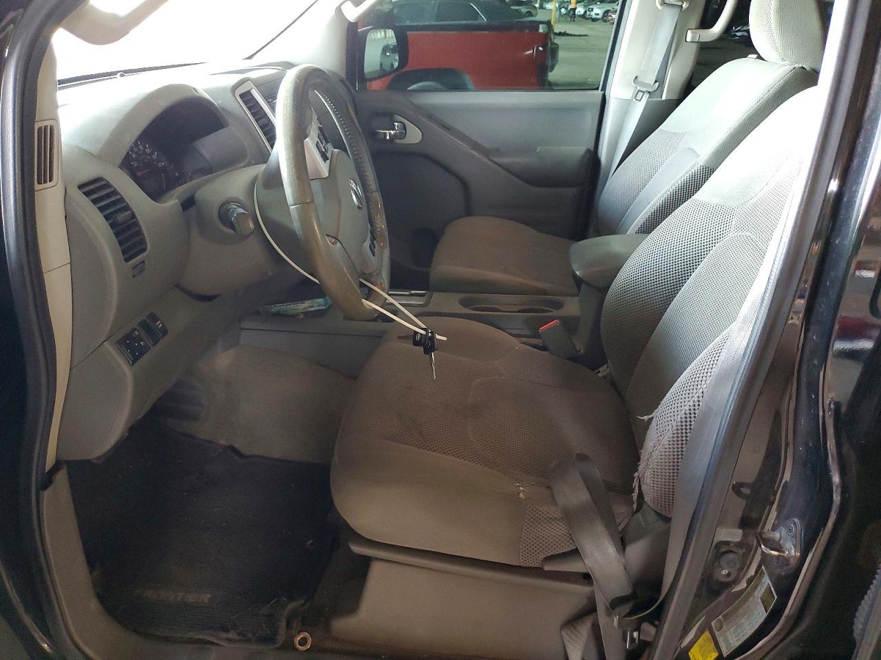 2016 NISSAN Frontier