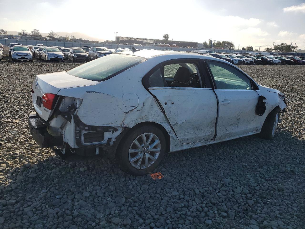 2013 VOLKSWAGEN JETTA