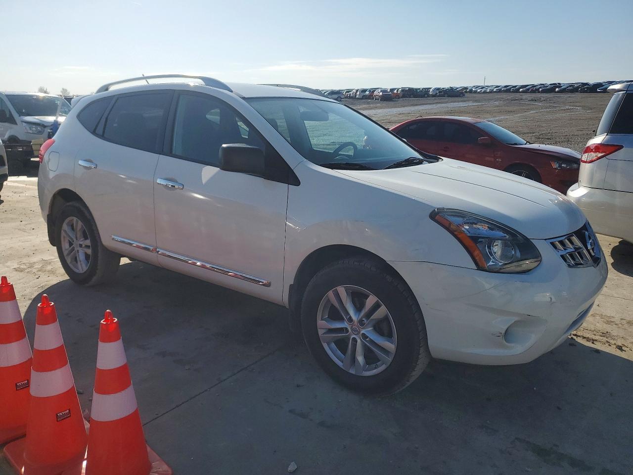 2015 NISSAN ROGUE