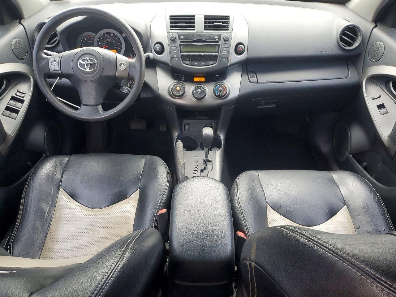 2011 TOYOTA RAV4