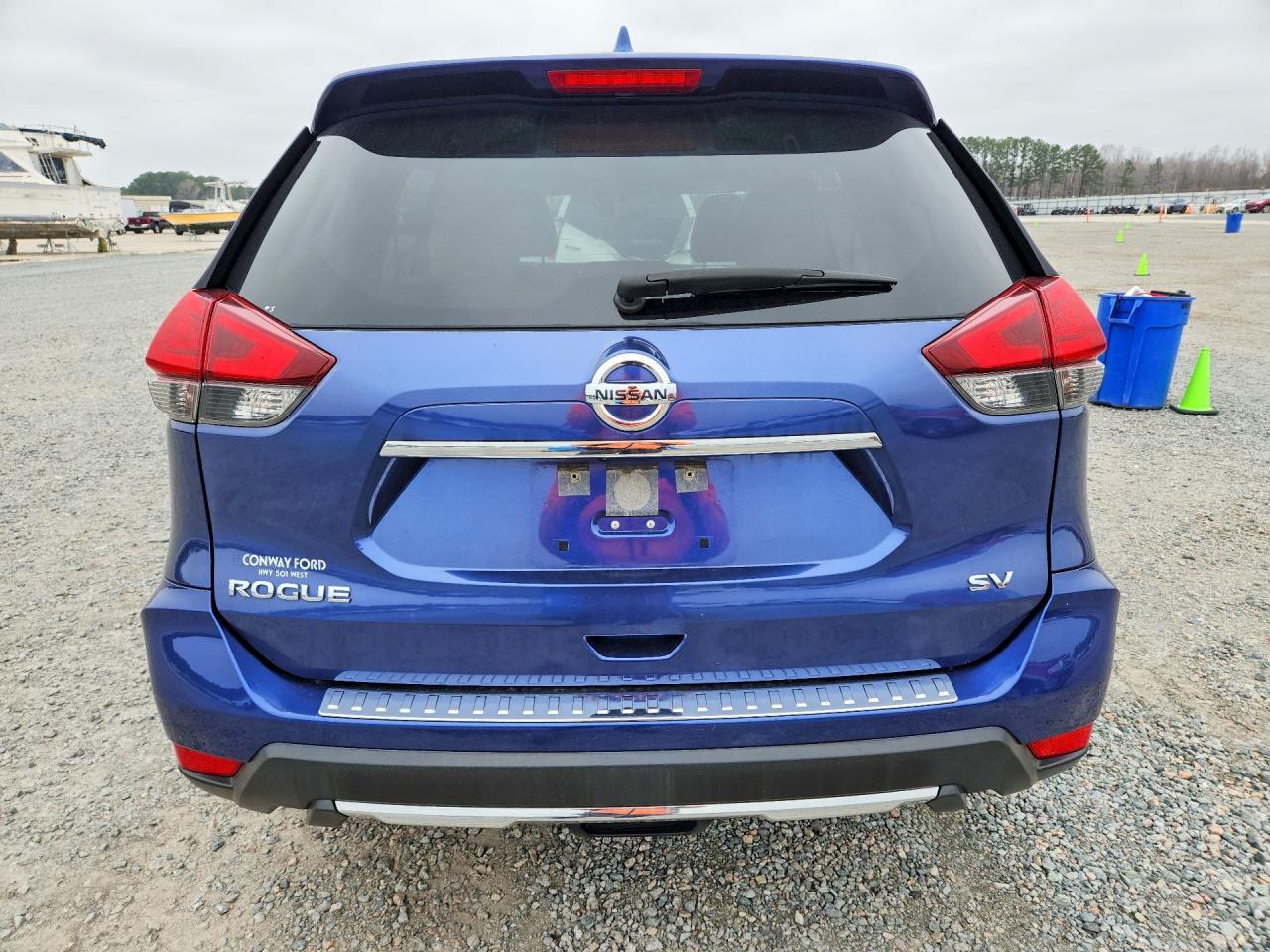 2017 NISSAN ROGUE