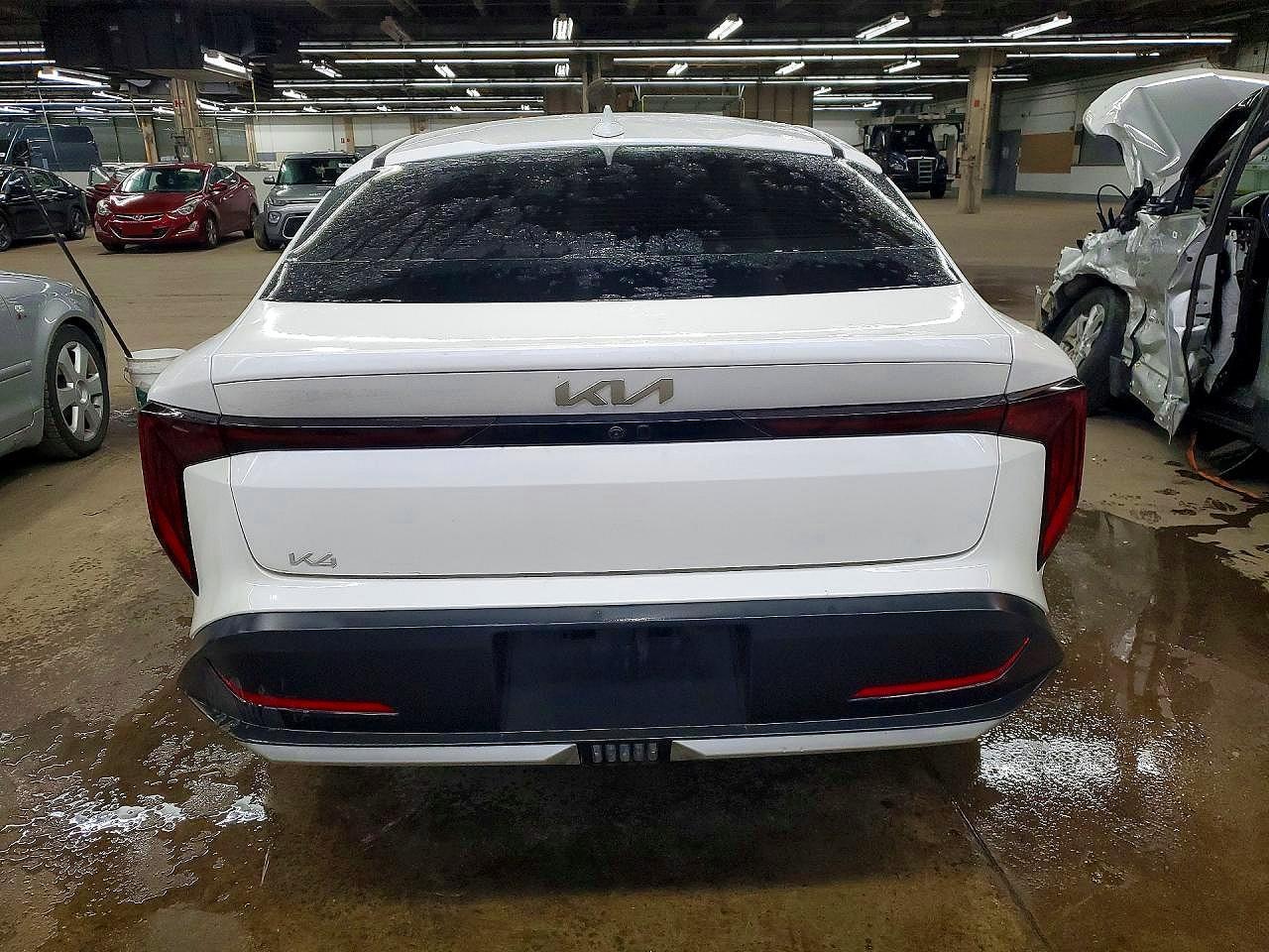 2025 KIA K4