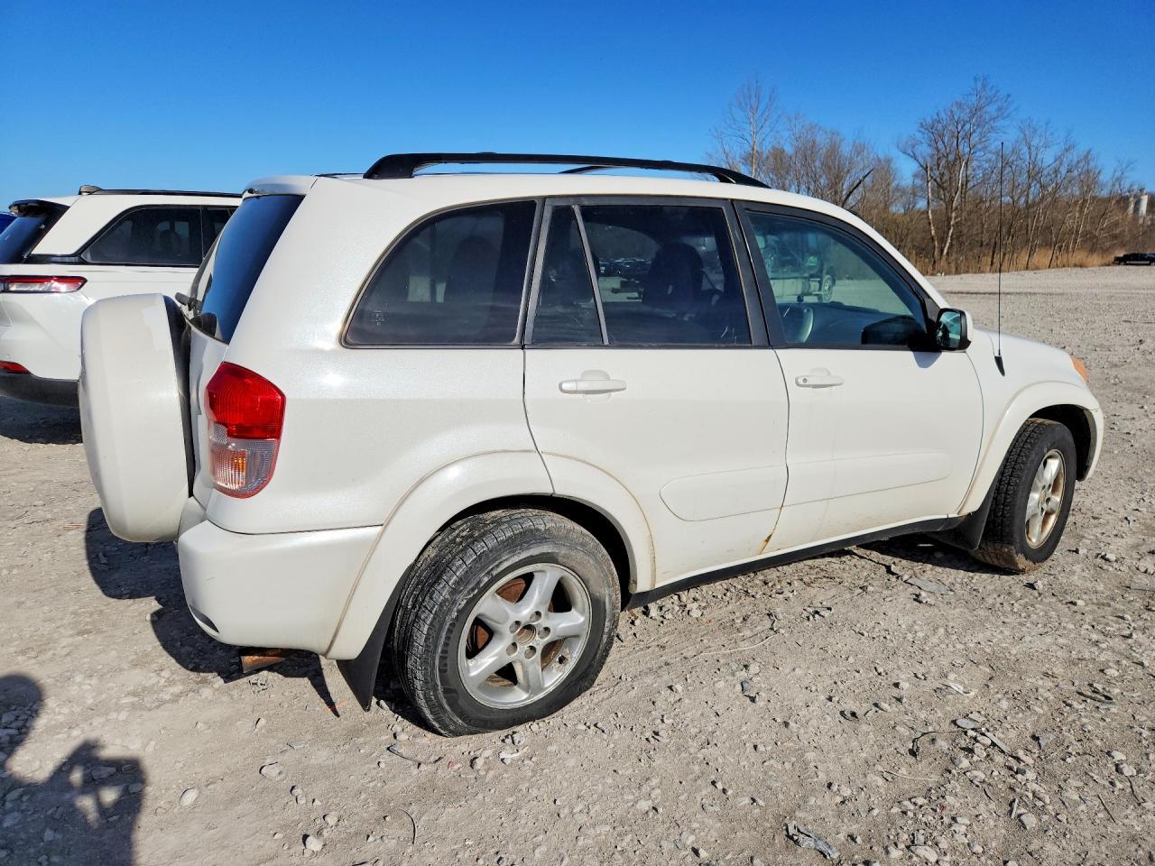 2002 TOYOTA RAV4