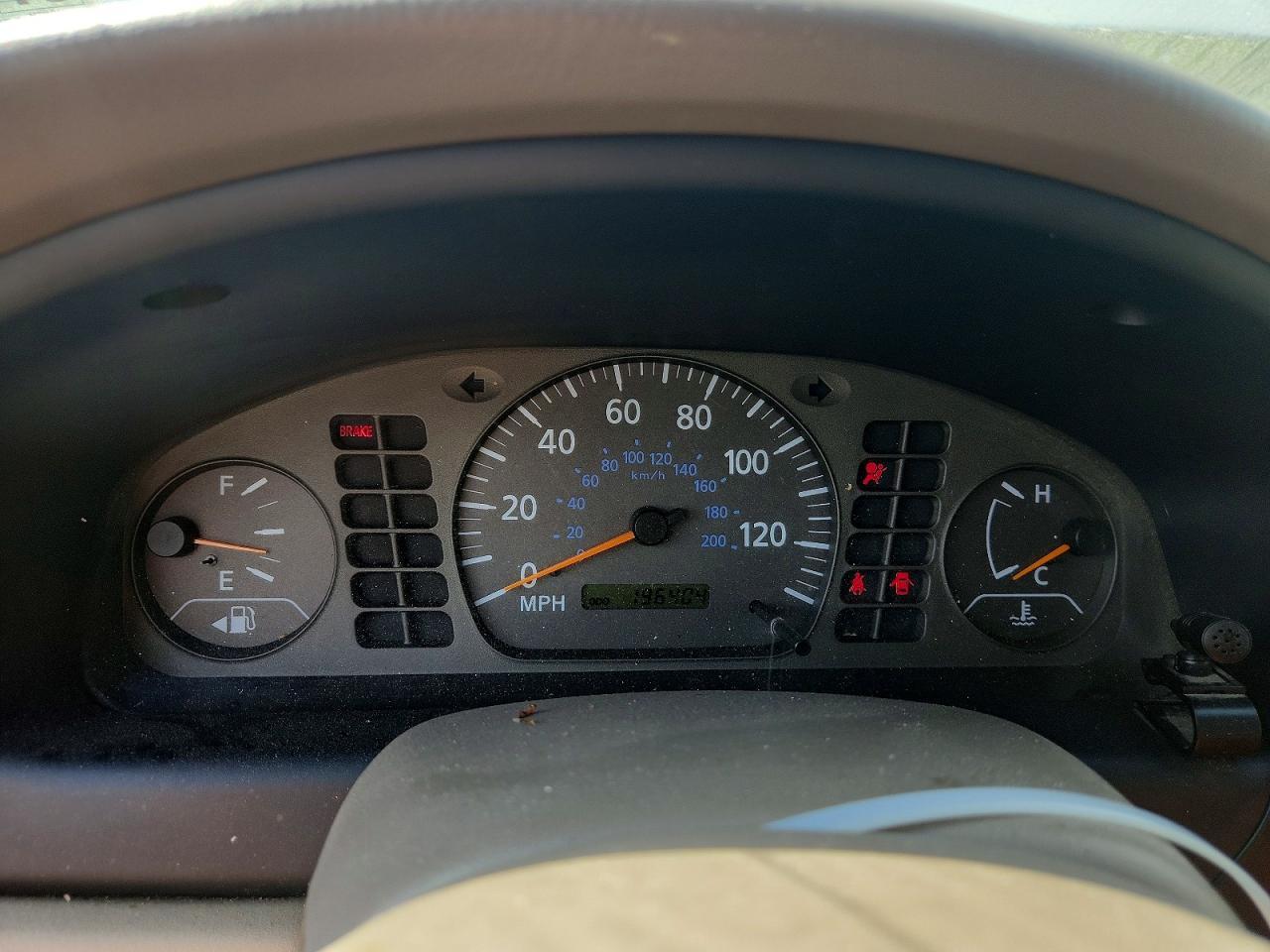 2002 NISSAN SENTRA