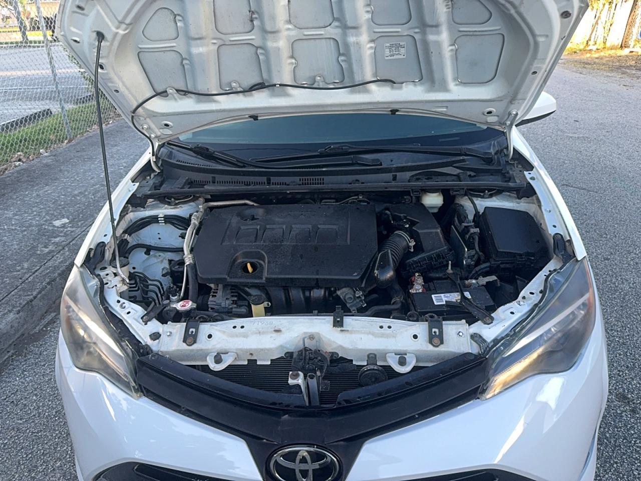 2017 TOYOTA COROLLA