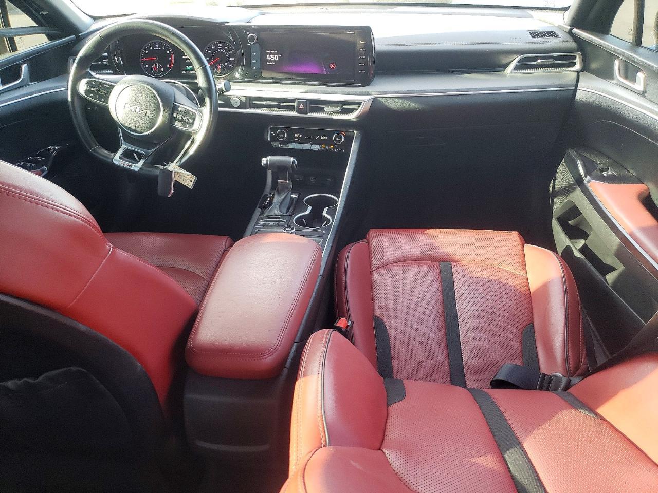 2022 KIA K5