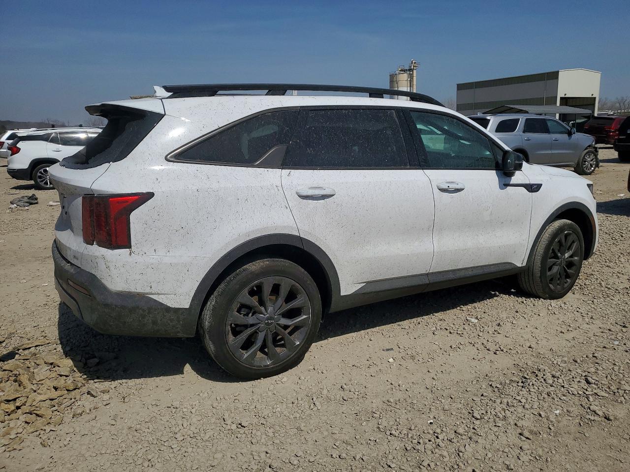 2023 KIA SORENTO