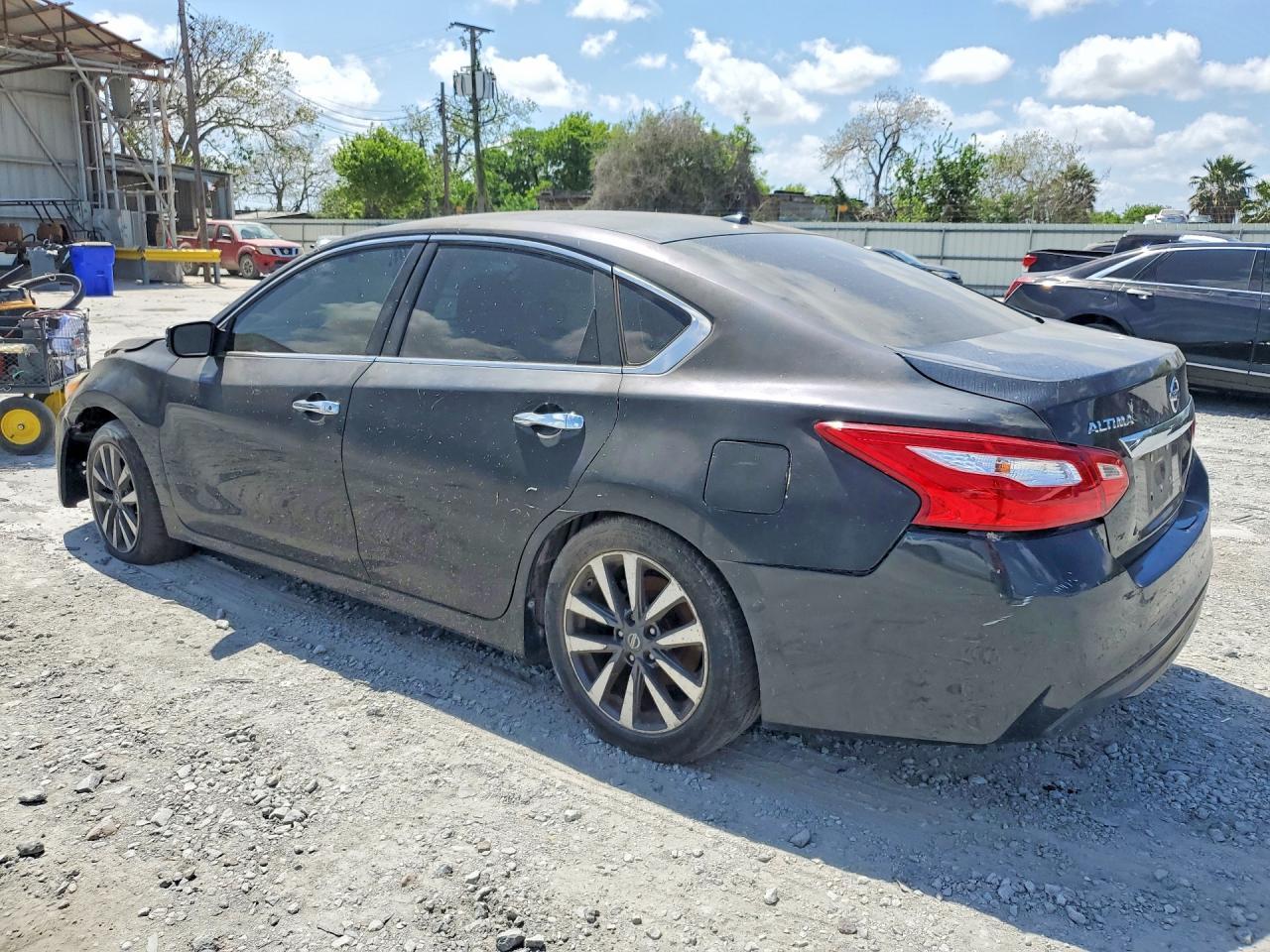 2017 NISSAN ALTIMA