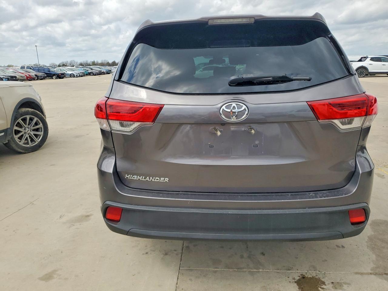 2019 TOYOTA HIGHLANDER