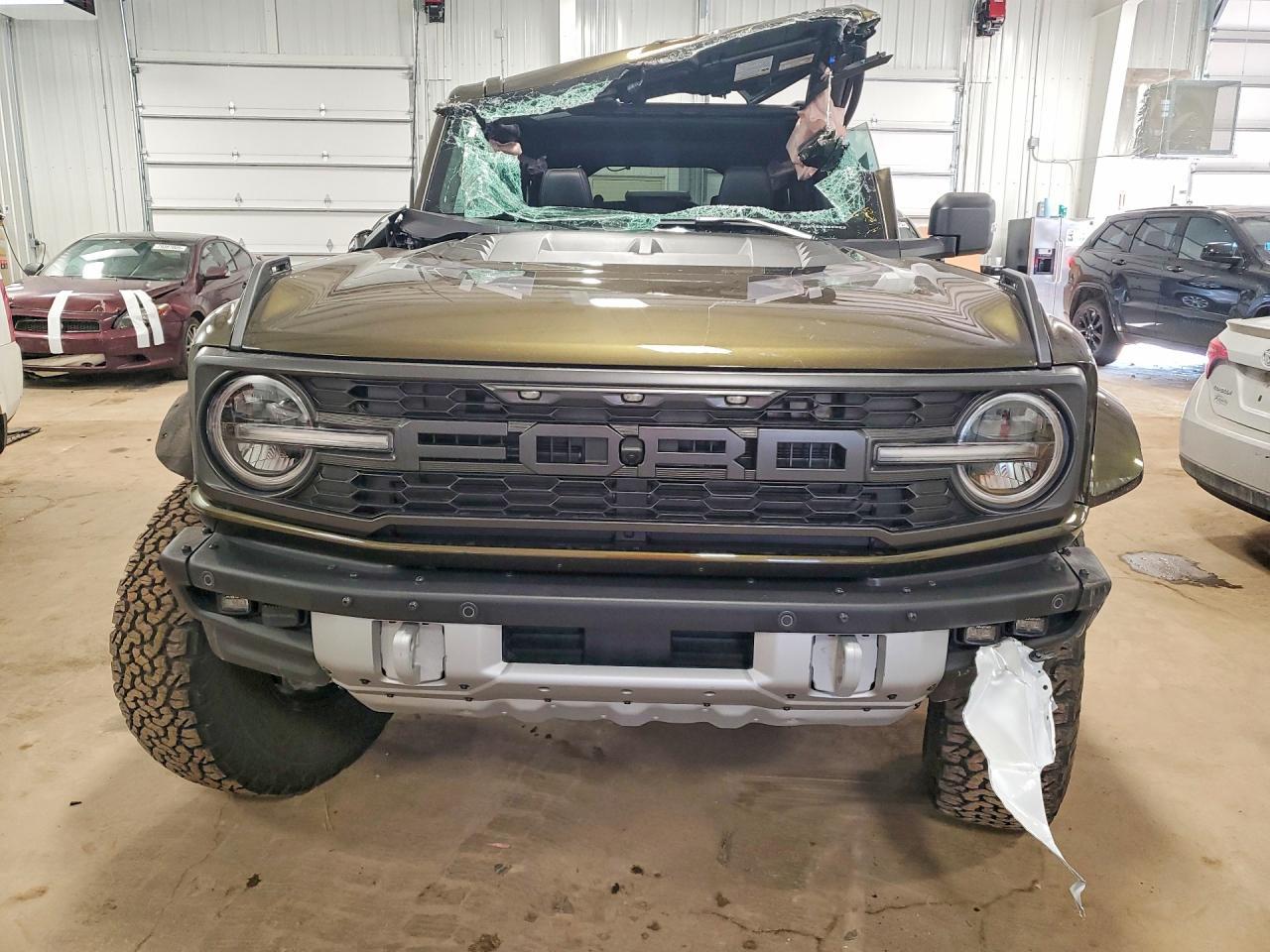 2024 FORD Bronco