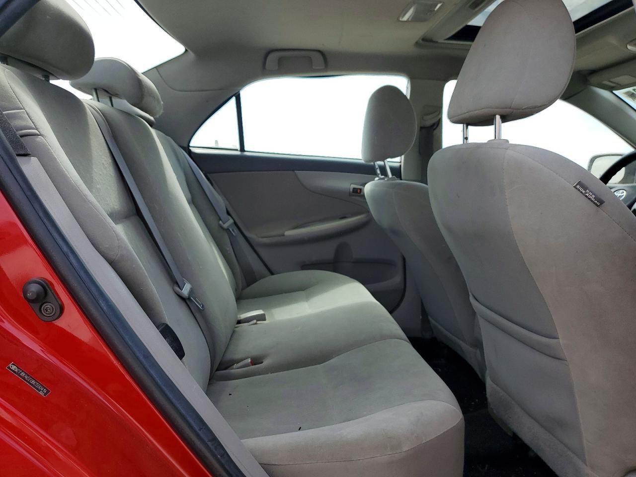 2011 TOYOTA COROLLA