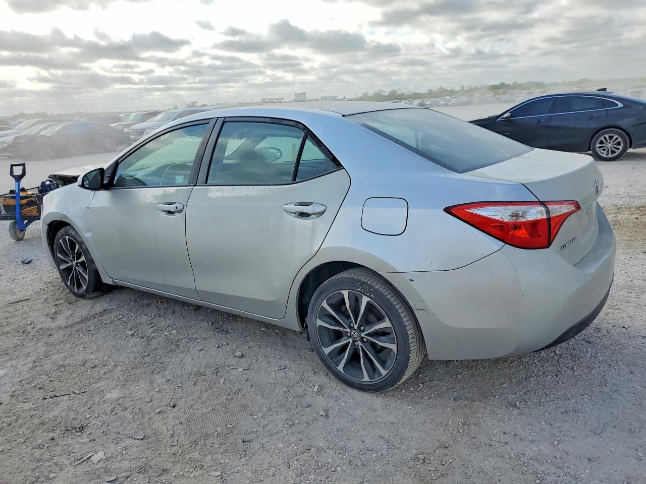 2017 TOYOTA COROLLA