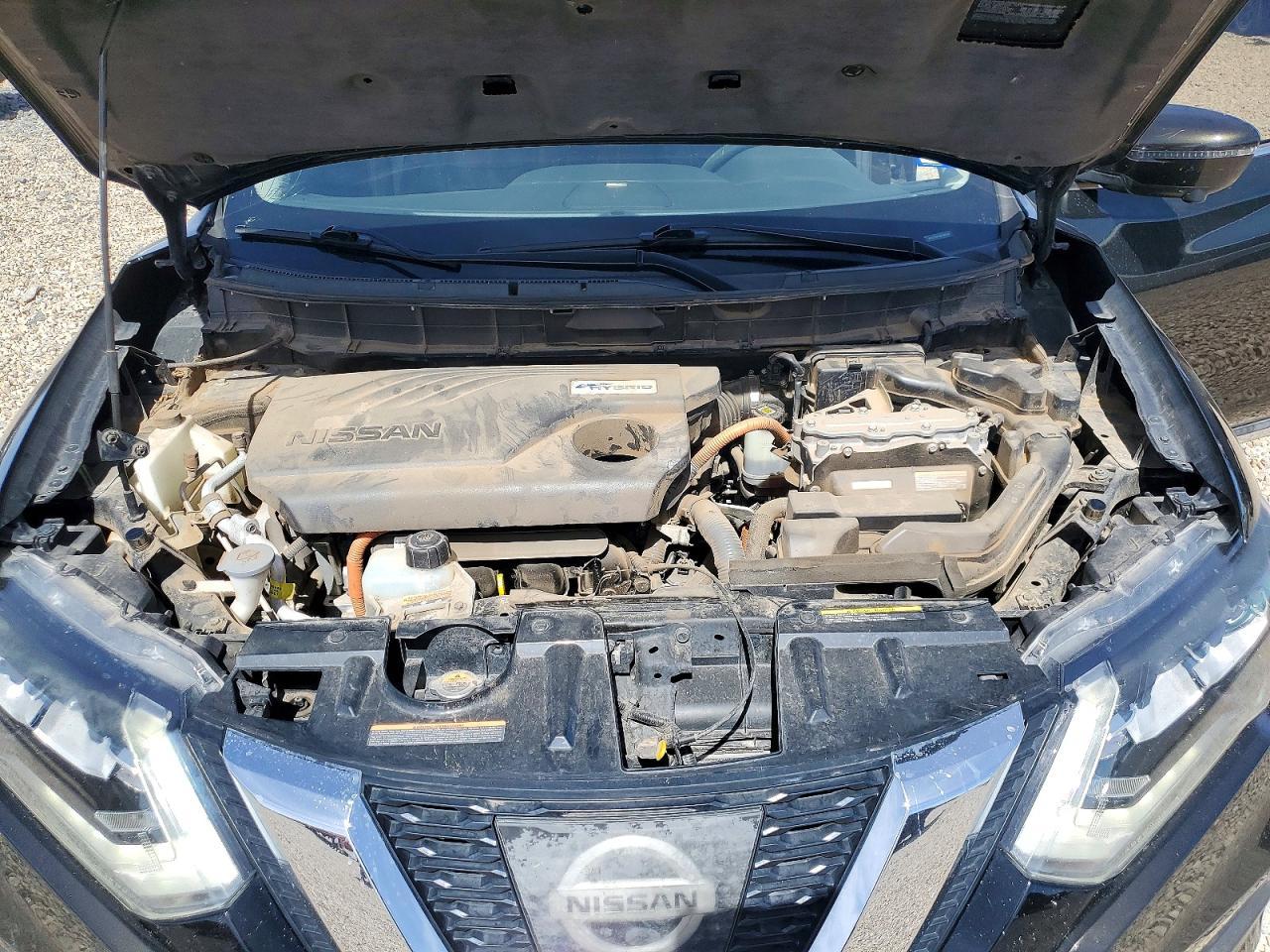 2017 NISSAN ROGUE