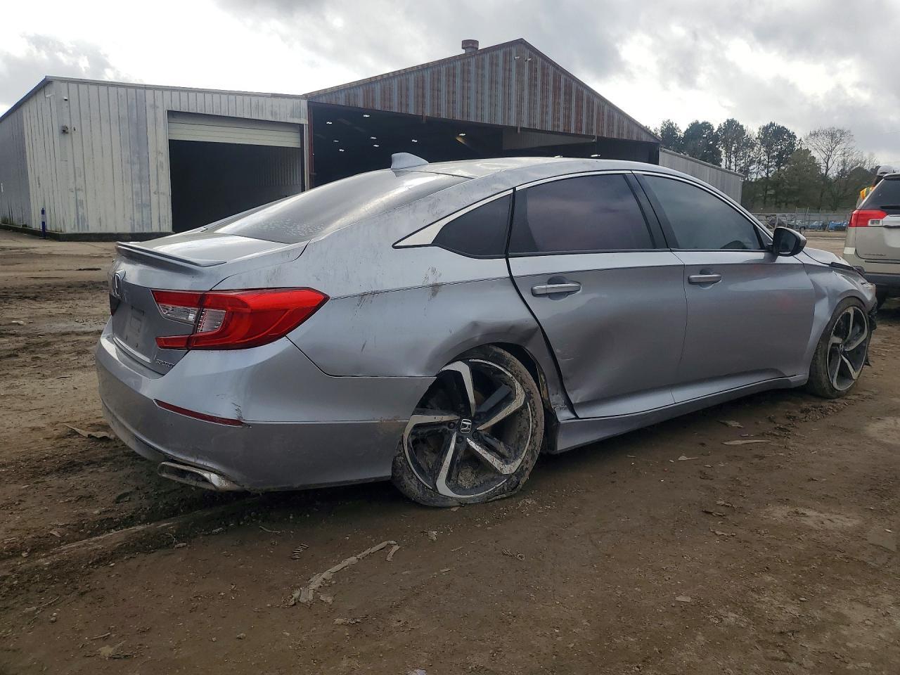 2018 HONDA ACCORD