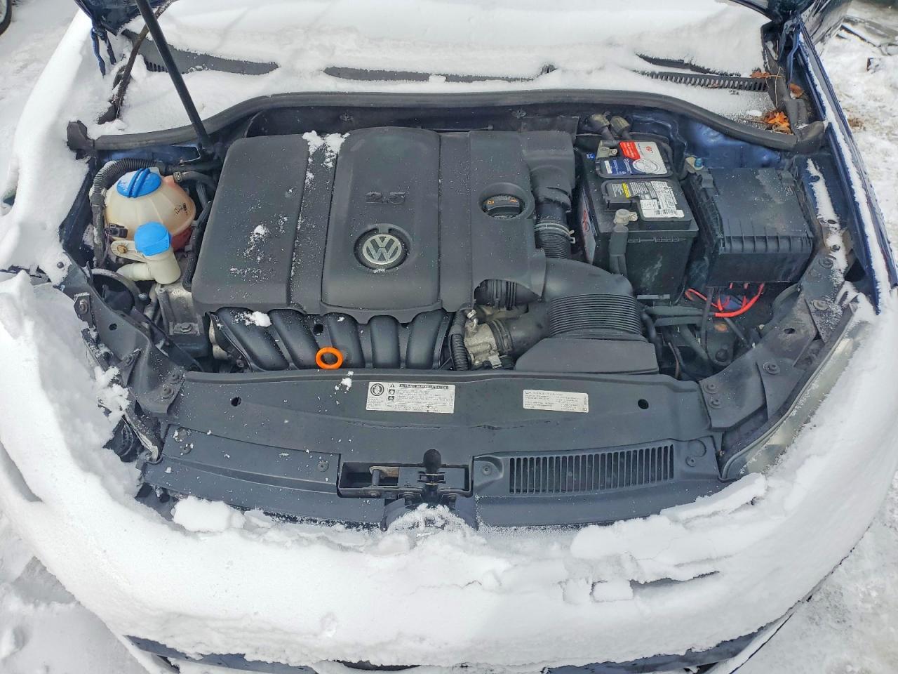 2013 VOLKSWAGEN JETTA