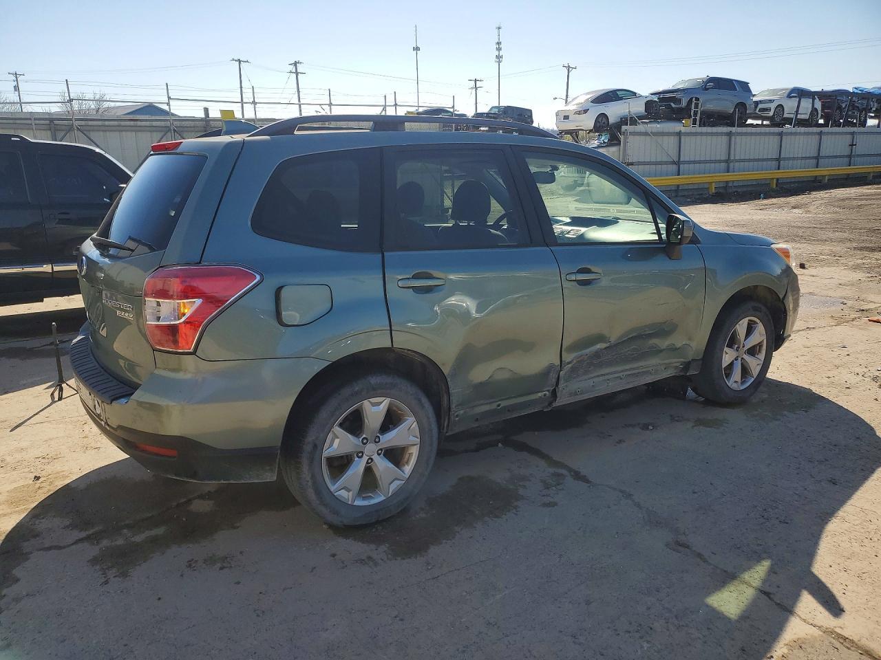 2016 SUBARU FORESTER