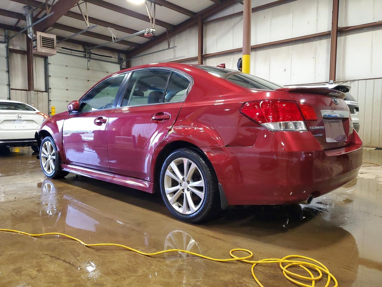 2013 SUBARU Legacy