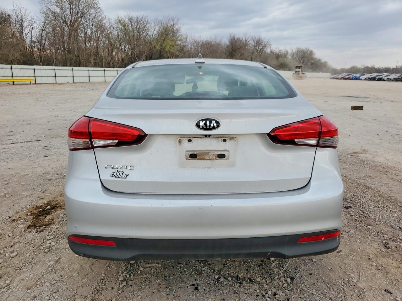 2018 KIA FORTE