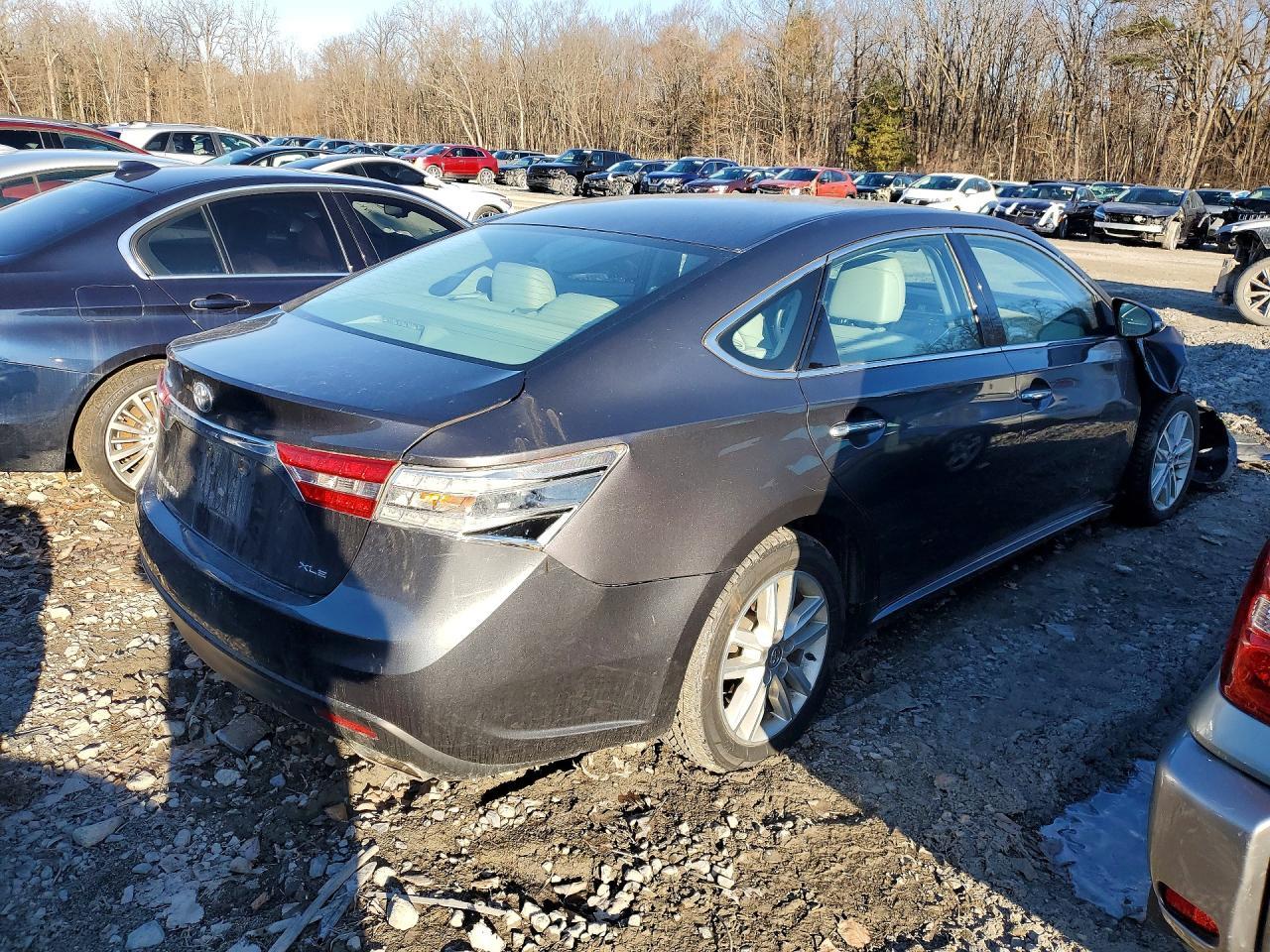 2014 TOYOTA Avalon