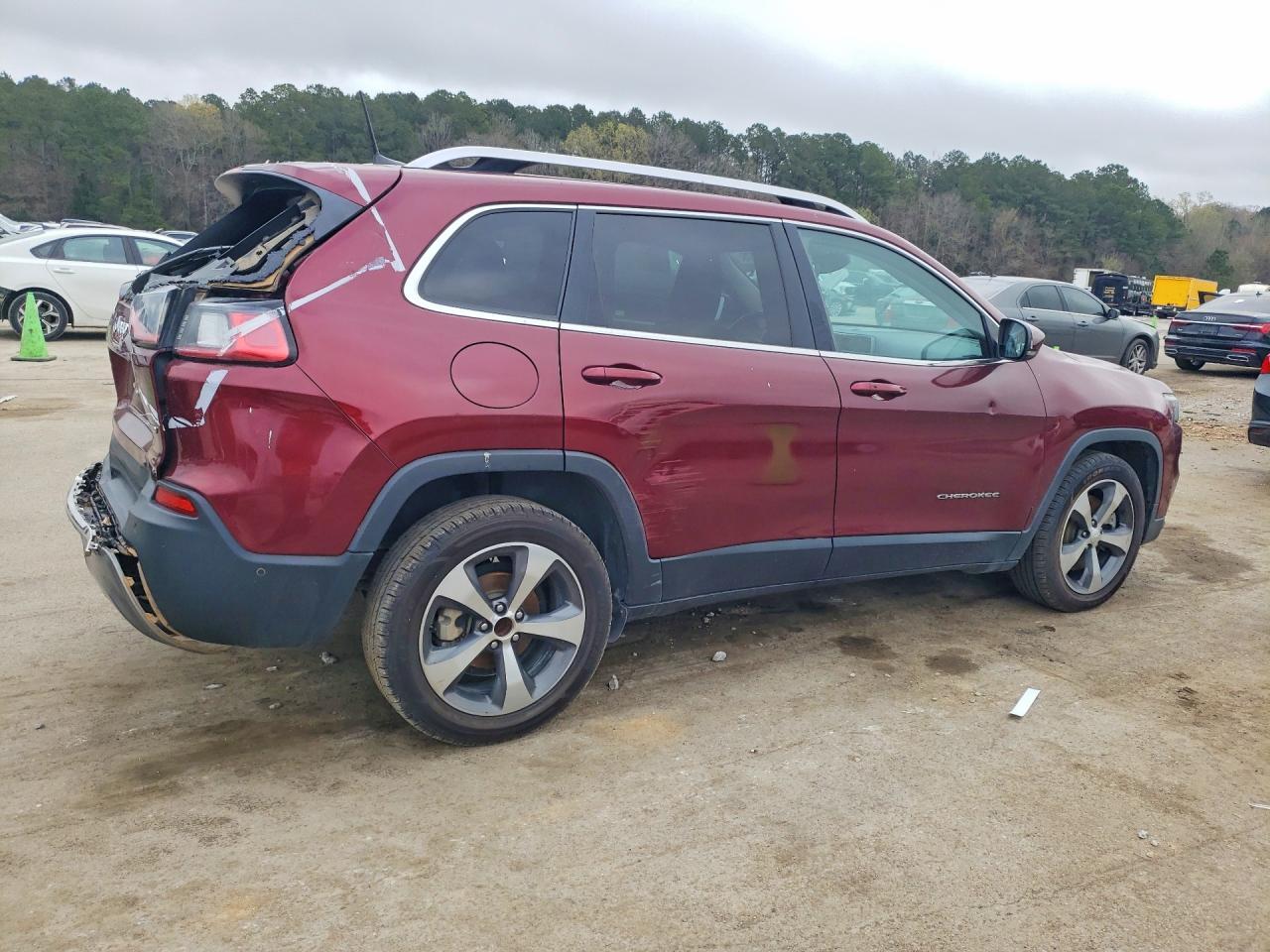 2019 JEEP CHEROKEE