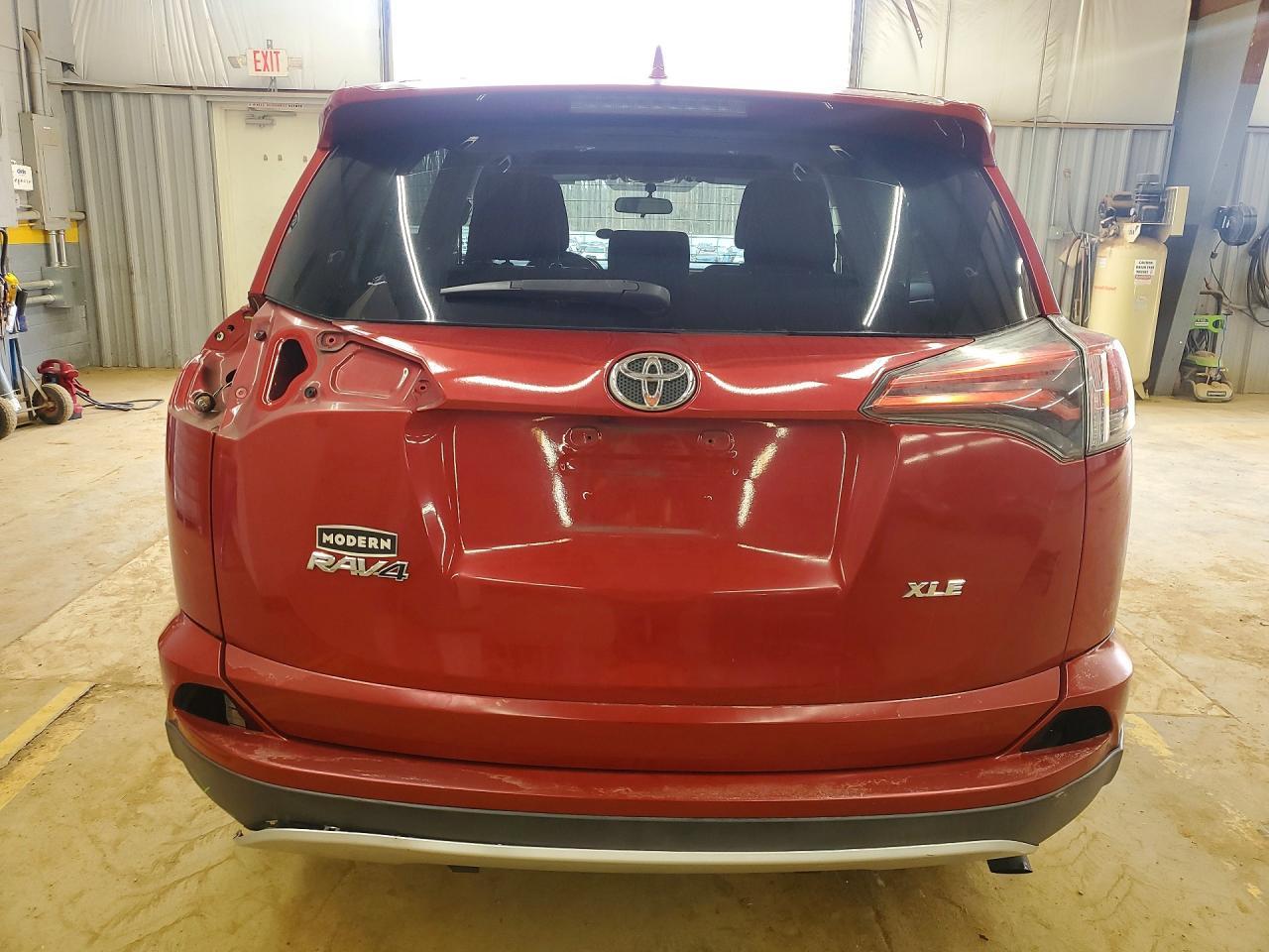 2016 TOYOTA RAV4